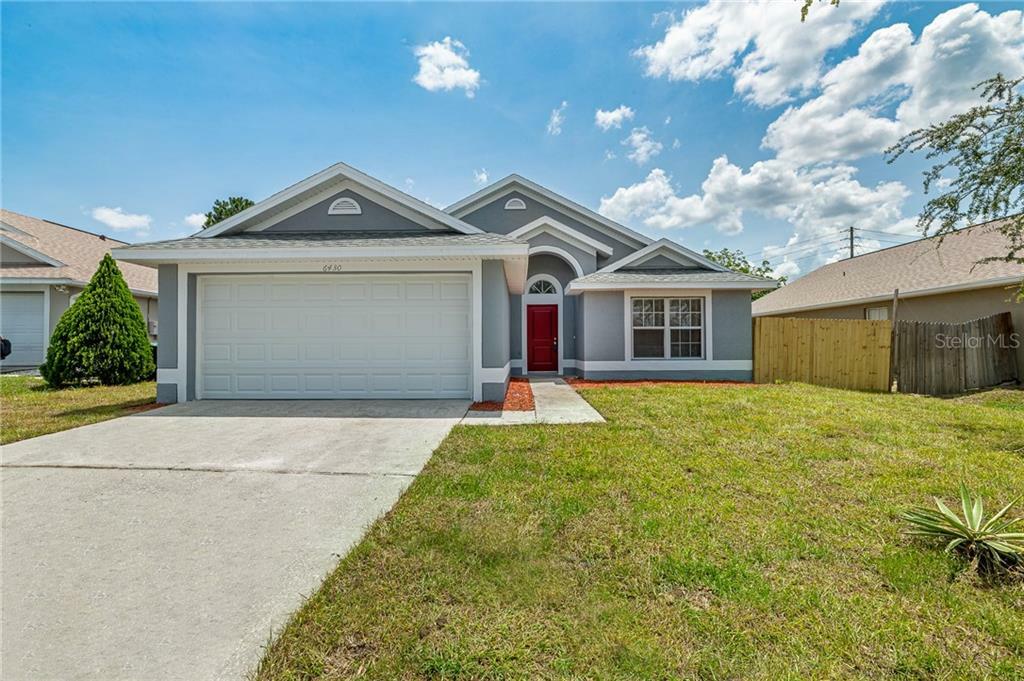 Property Photo:  6430 Long Breeze Road  FL 32810 