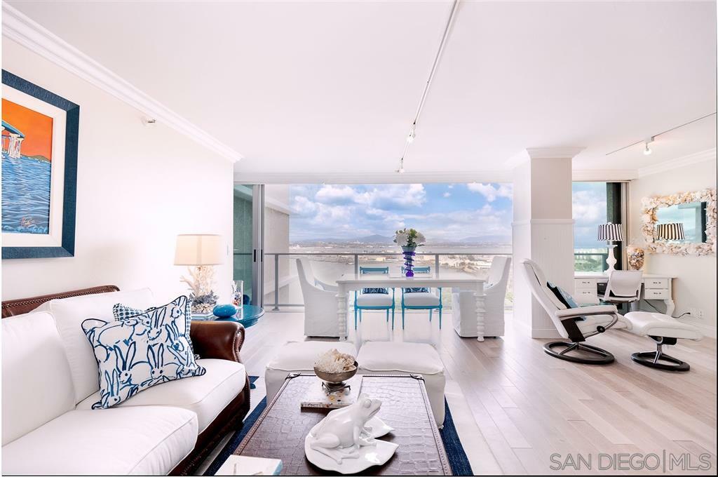 Property Photo: 1820 Avenida Del Mundo 1506 CA 92118
