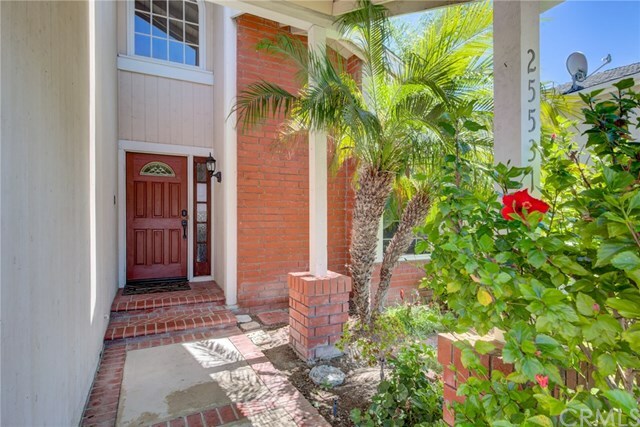 Property Photo:  25531 Goldenspring Drive  CA 92629 