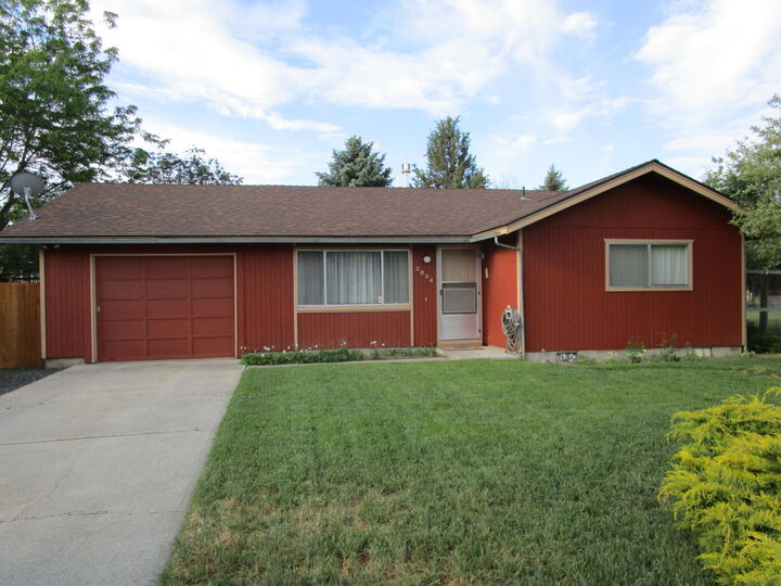 2634 SW Umatilla Court SW  Redmond OR 97756 photo