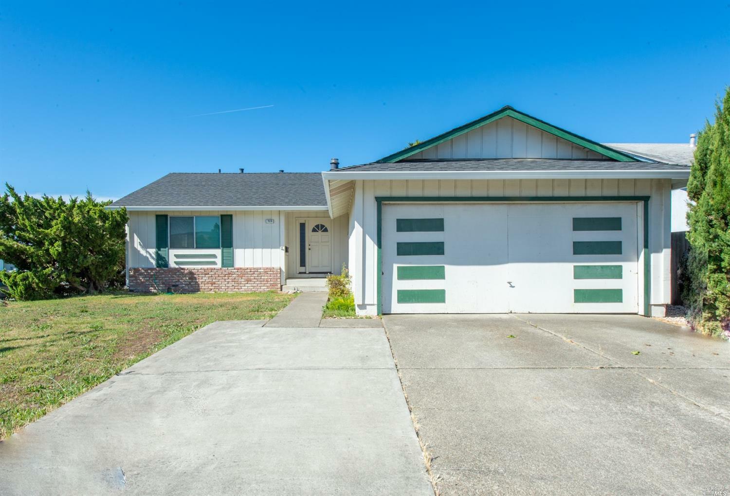 Property Photo:  726 Ely Boulevard  CA 94954 