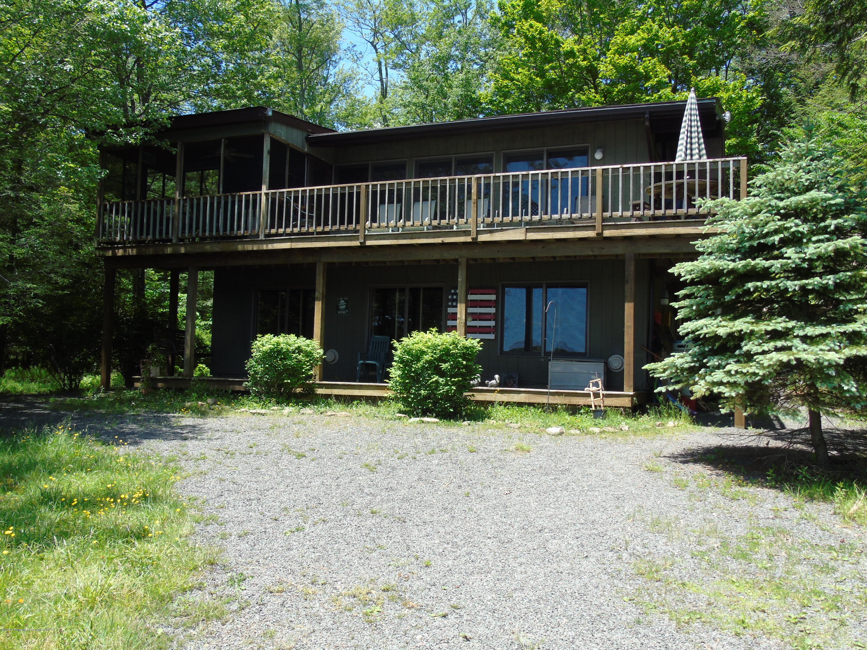 Property Photo: 134 N North Shore Drive PA 18424