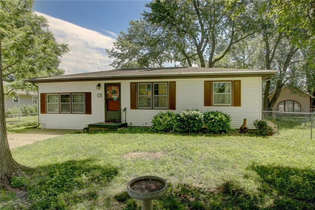 Property Photo:  206 N Jefferson Street  KS 66083 