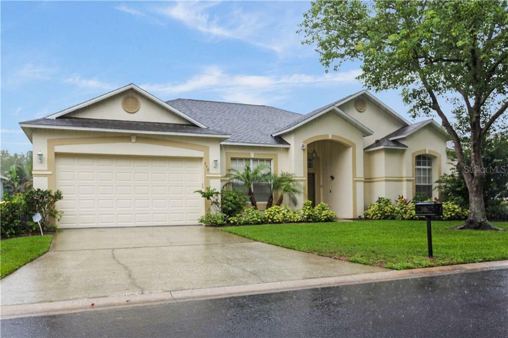 Property Photo:  255 Golf Course Parkway  FL 33837 