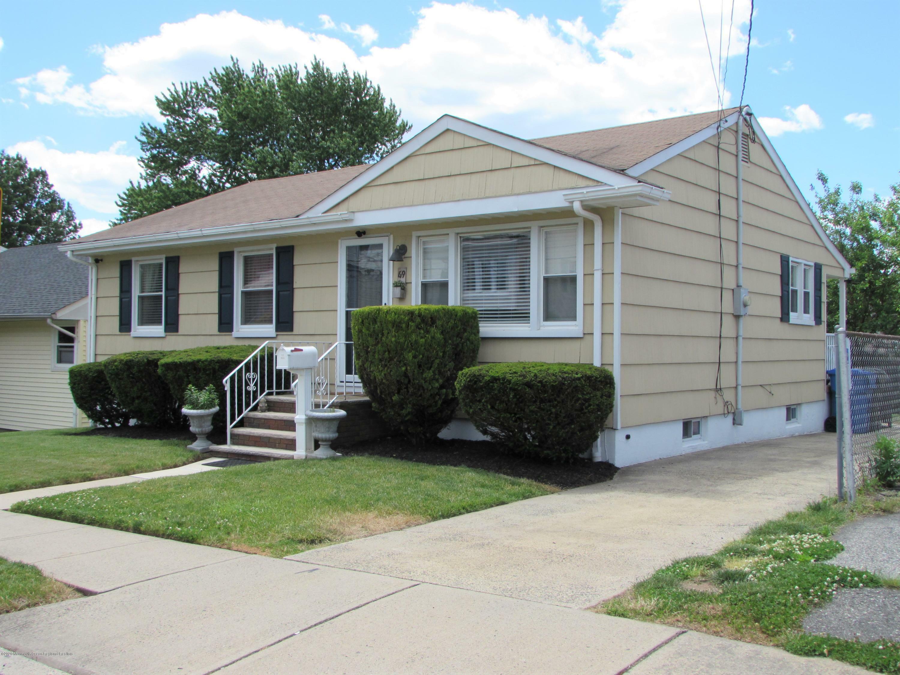 Property Photo:  49 Paul Street  NJ 08863 