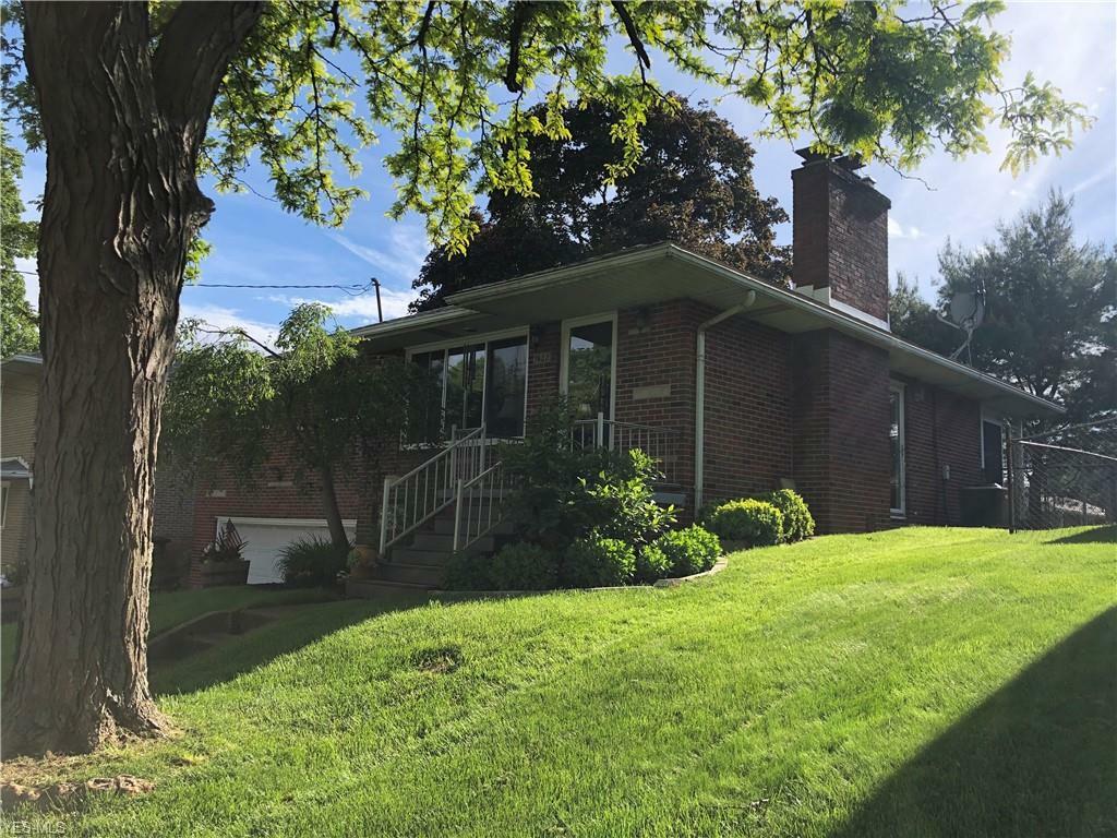 1832 Gless Avenue  Akron OH 44301 photo