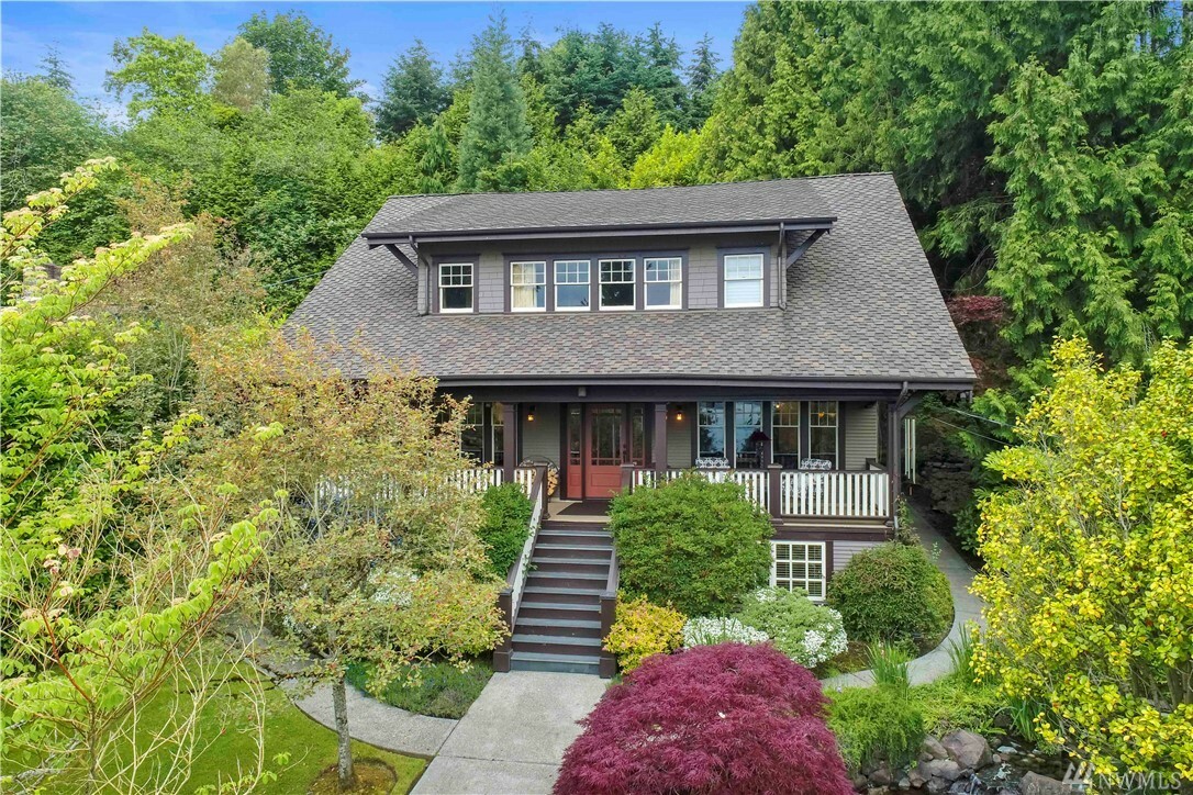 Property Photo: 3611 E Terrace St WA 98122