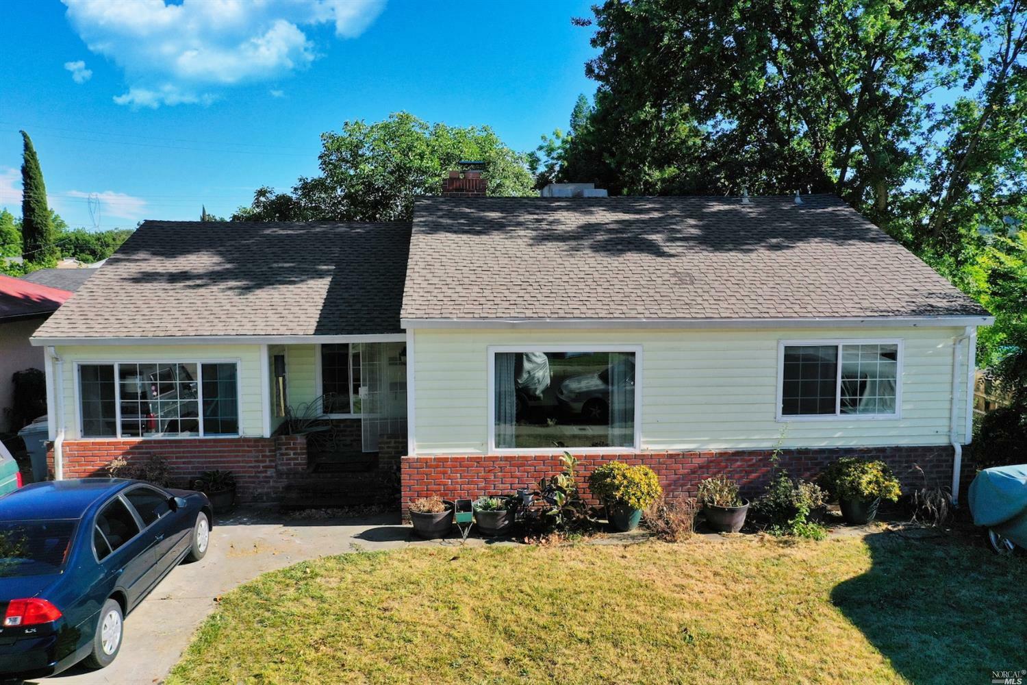 Property Photo: 103 Laurel Street CA 95688