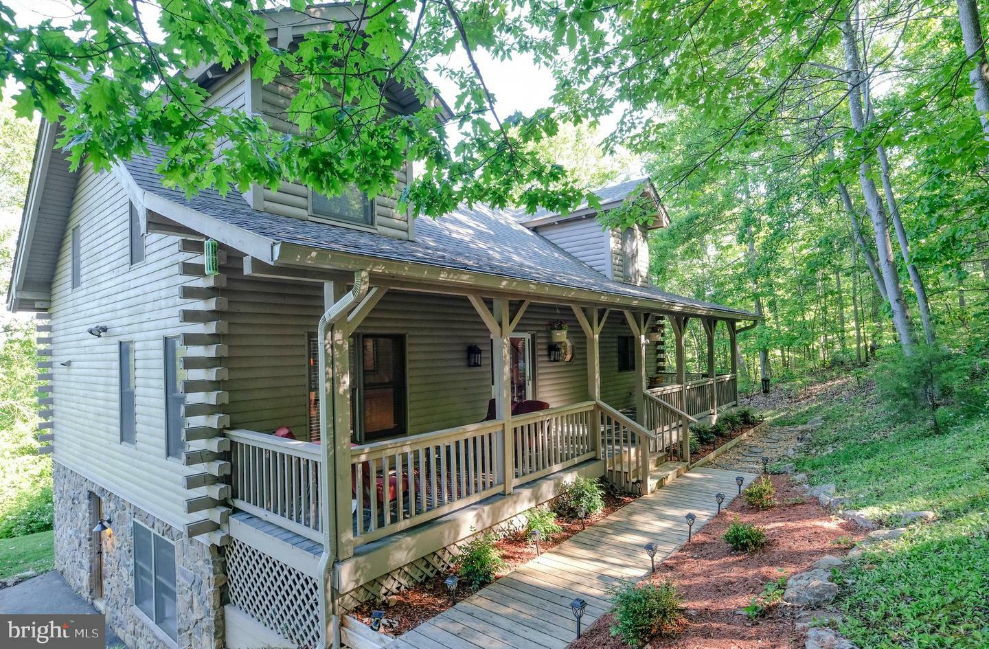 Property Photo: 990 Hillandale Road VA 22630