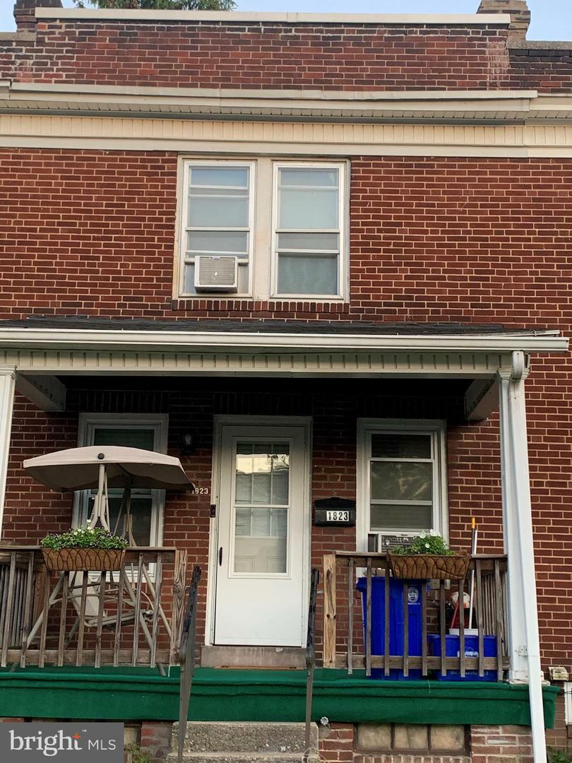 Property Photo:  1823 Forster Street  PA 17103 