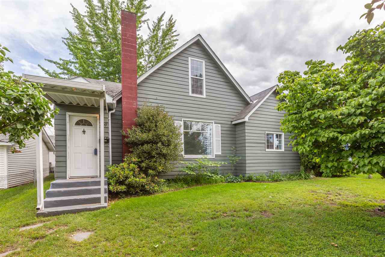 Property Photo:  2109 W York Ave  WA 99205 