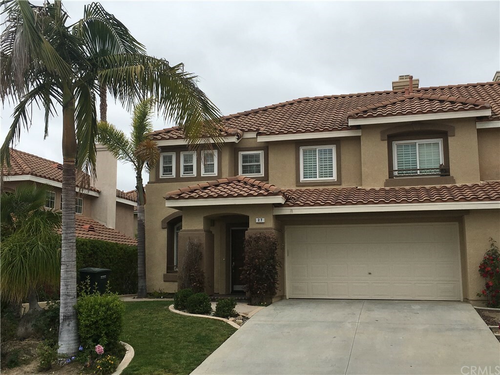 27 Calle Estero  Rancho Santa Margarita CA 92688 photo