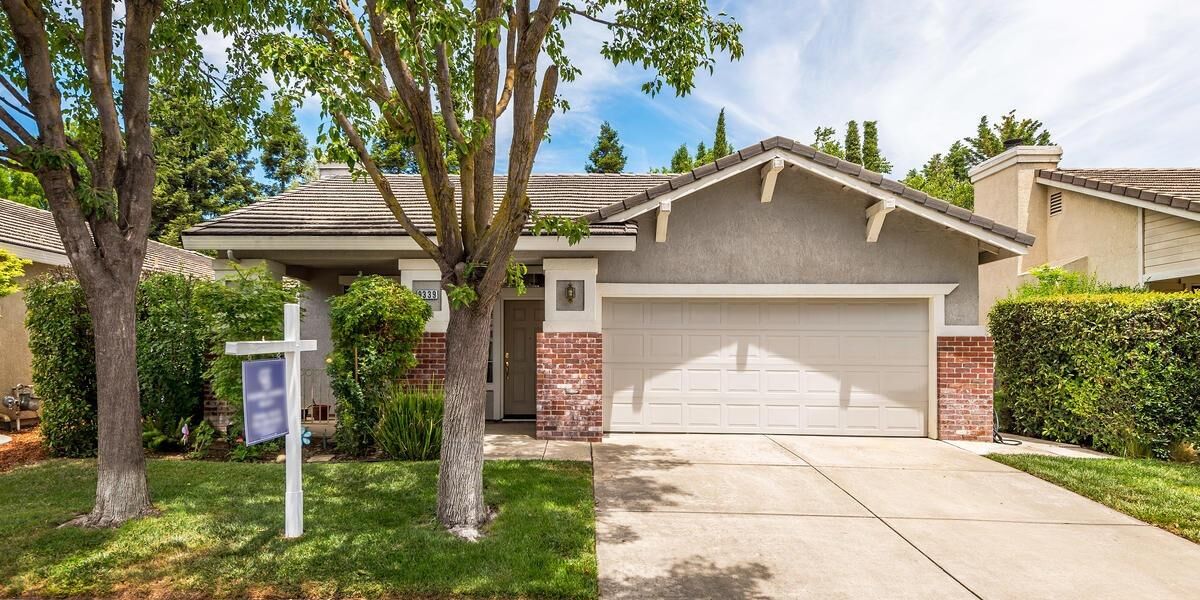 Property Photo: 9339 Bennoel Way CA 95758