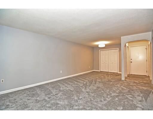 Property Photo:  18 Shadowbrook Lane 20  MA 01757 