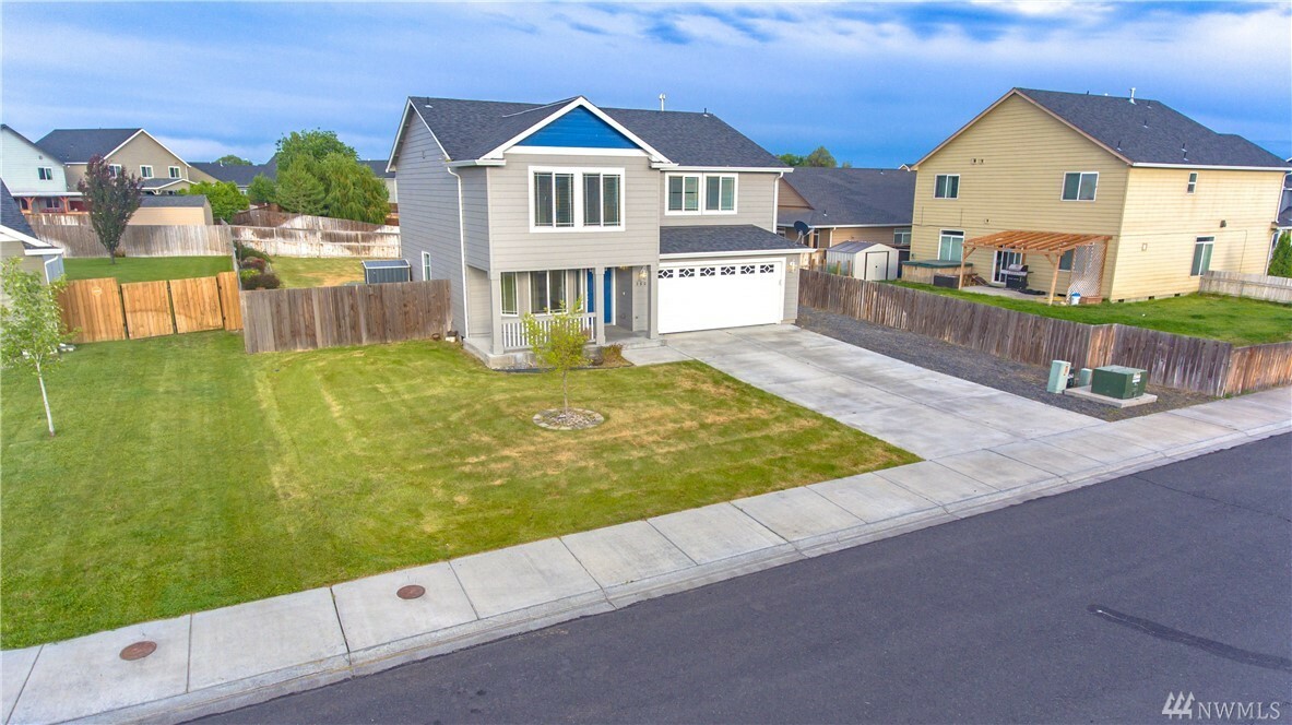 Property Photo:  3801 W Lakeport Lane  WA 98837 