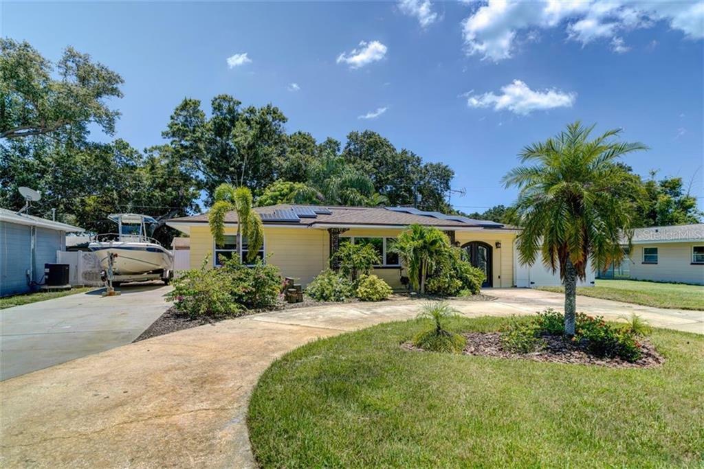 Property Photo:  7976 23rd Avenue N  FL 33710 