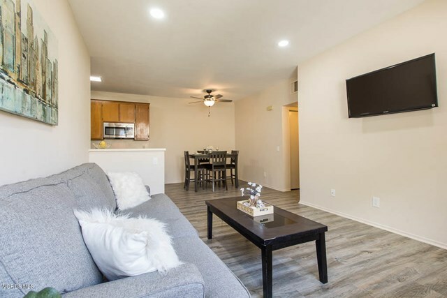 Property Photo:  116 Maegan Place 2  CA 91362 