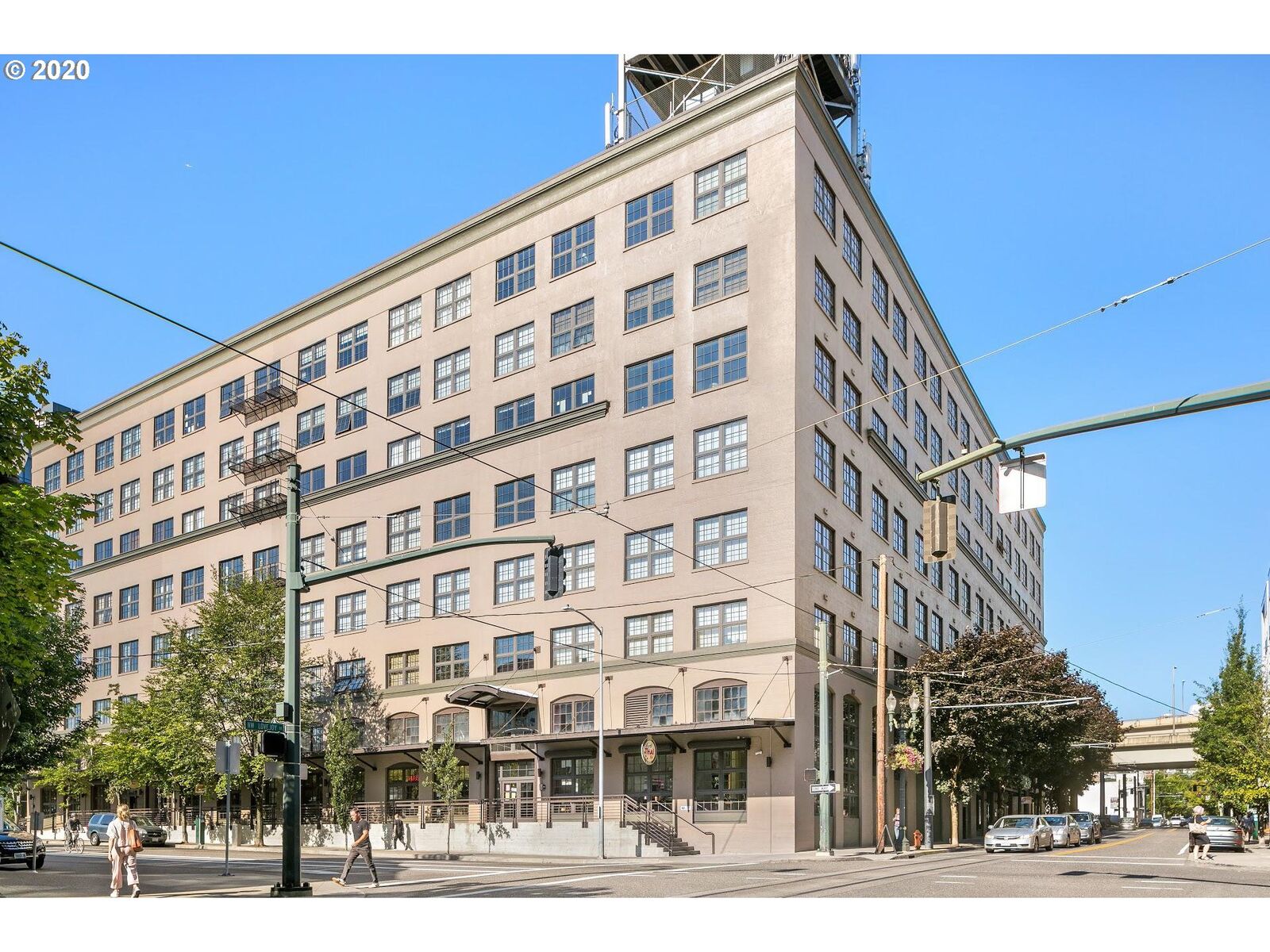 Property Photo:  1420 NW Lovejoy St 322  OR 97209 