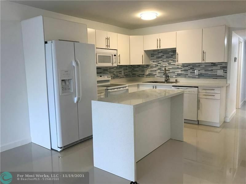 Property Photo:  3000 NW 42nd Ave B203  FL 33066 