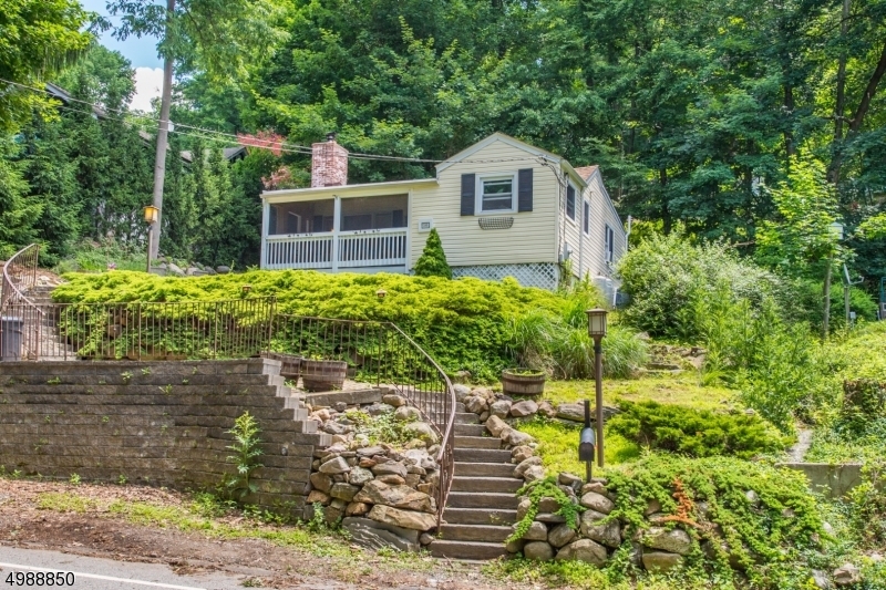 Property Photo: 391 E Shore Trl NJ 07871
