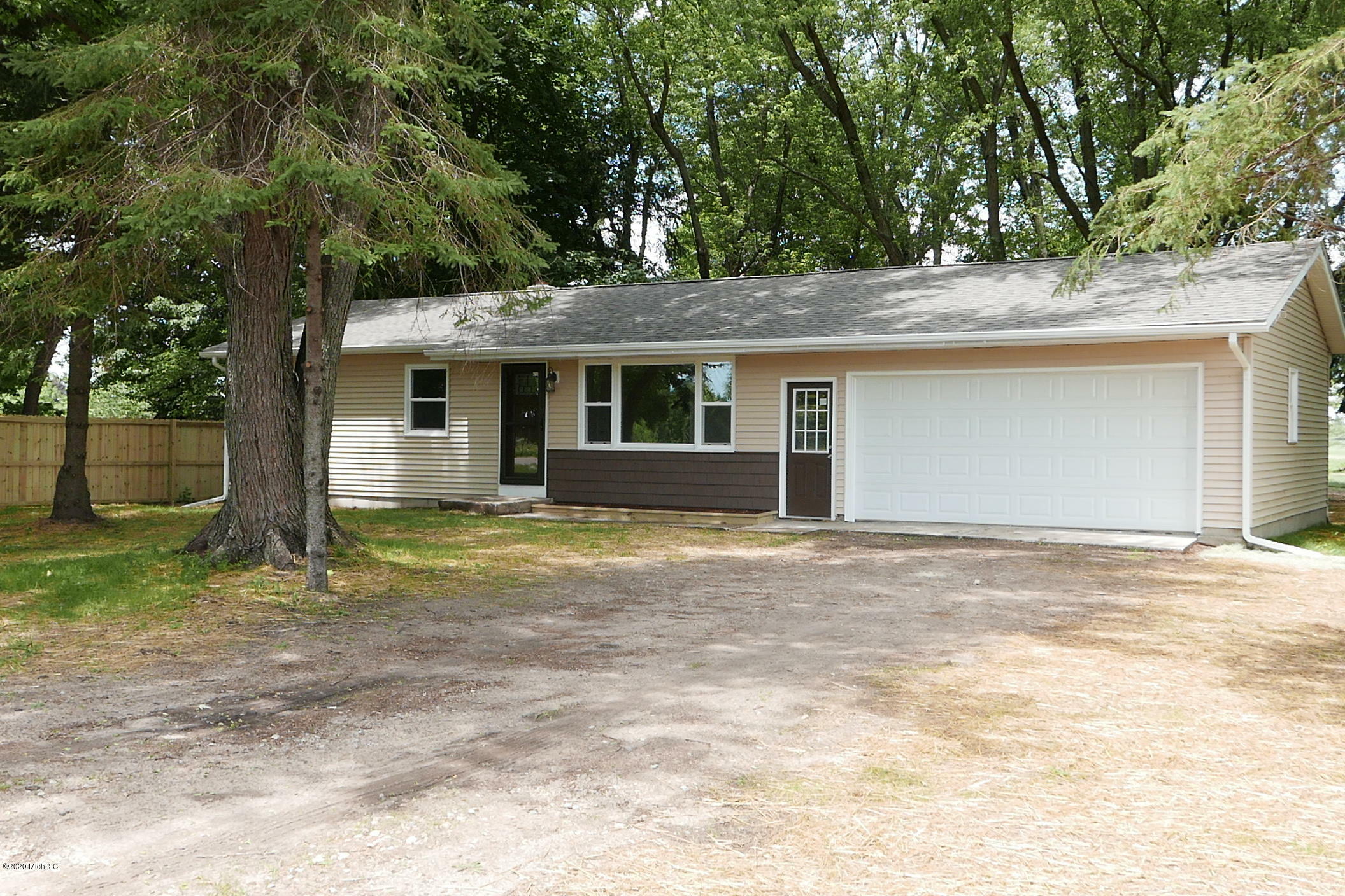 Property Photo:  40684 W Red Arrow  MI 49079 