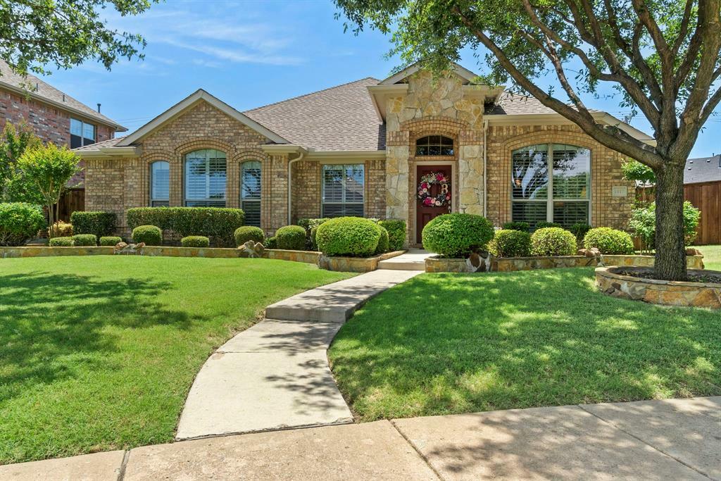 Property Photo:  1017 Southhampton Drive  TX 75036 