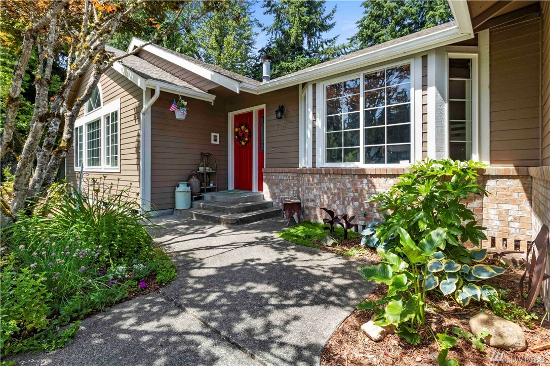 Property Photo:  3140 Marquette Dr  WA 98503 