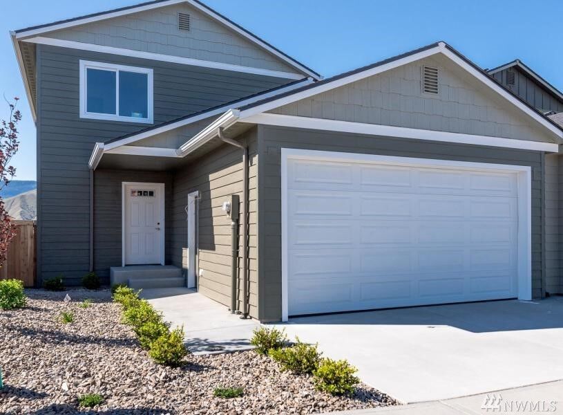 Property Photo:  485 S Kansas Loop  WA 98802 