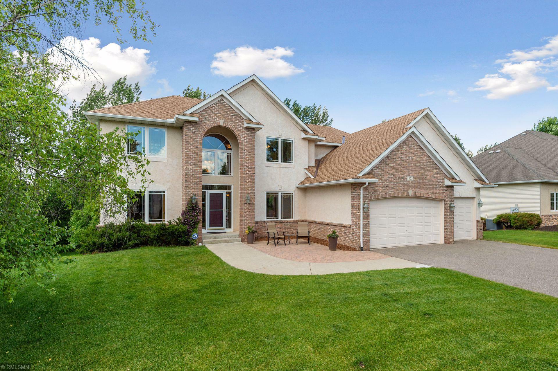 Property Photo:  1052 Parkview Lane  MN 55386 