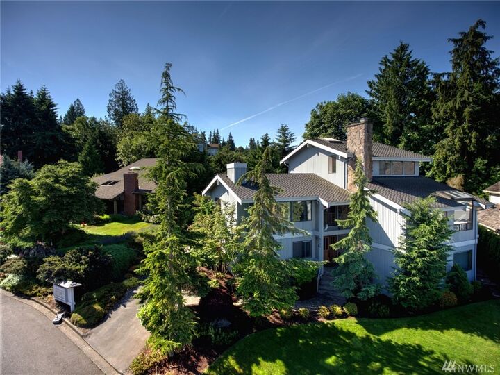 Property Photo: 6720 139th Place SW WA 98026