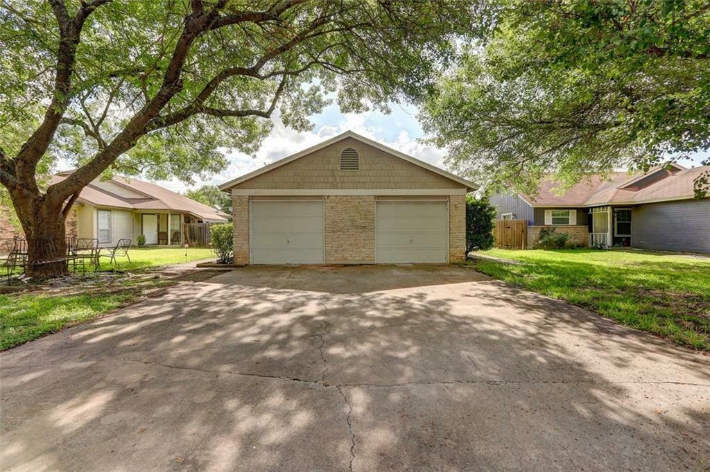 Property Photo:  605/607 Greenlawn Boulevard  TX 78664 