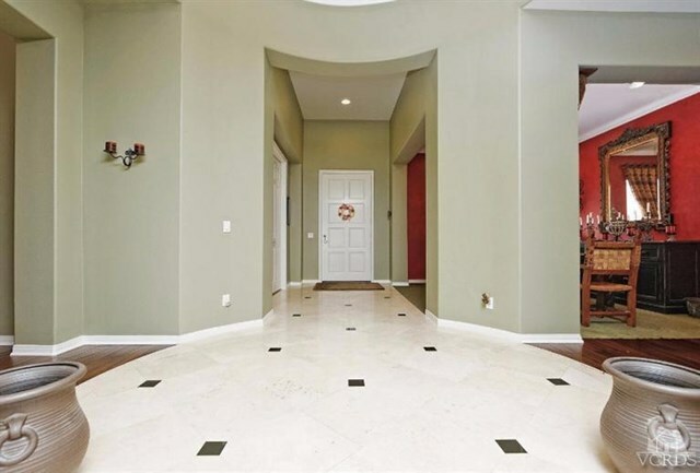 Property Photo:  916 Paseo Santa Barbara  CA 91320 