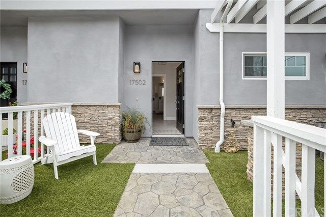 Property Photo: 17502 Van Ness Avenue 1 CA 90504