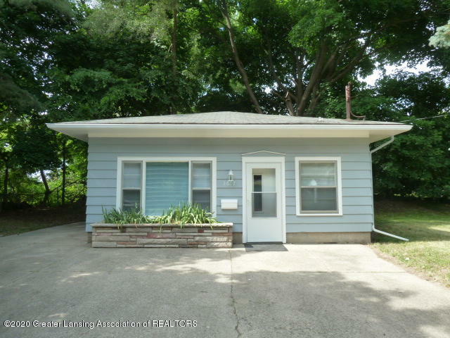 Property Photo:  1617 Walsh Street  MI 48912 