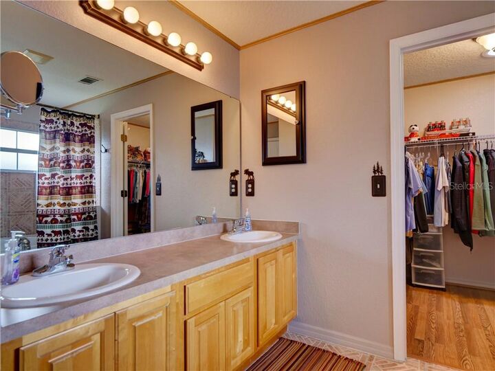 Property Photo:  11818 Layton Street  FL 34788 