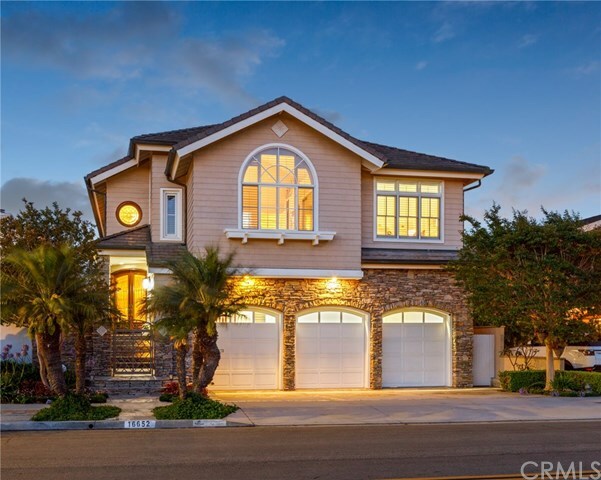 Property Photo: 16652 Baruna Lane CA 92649