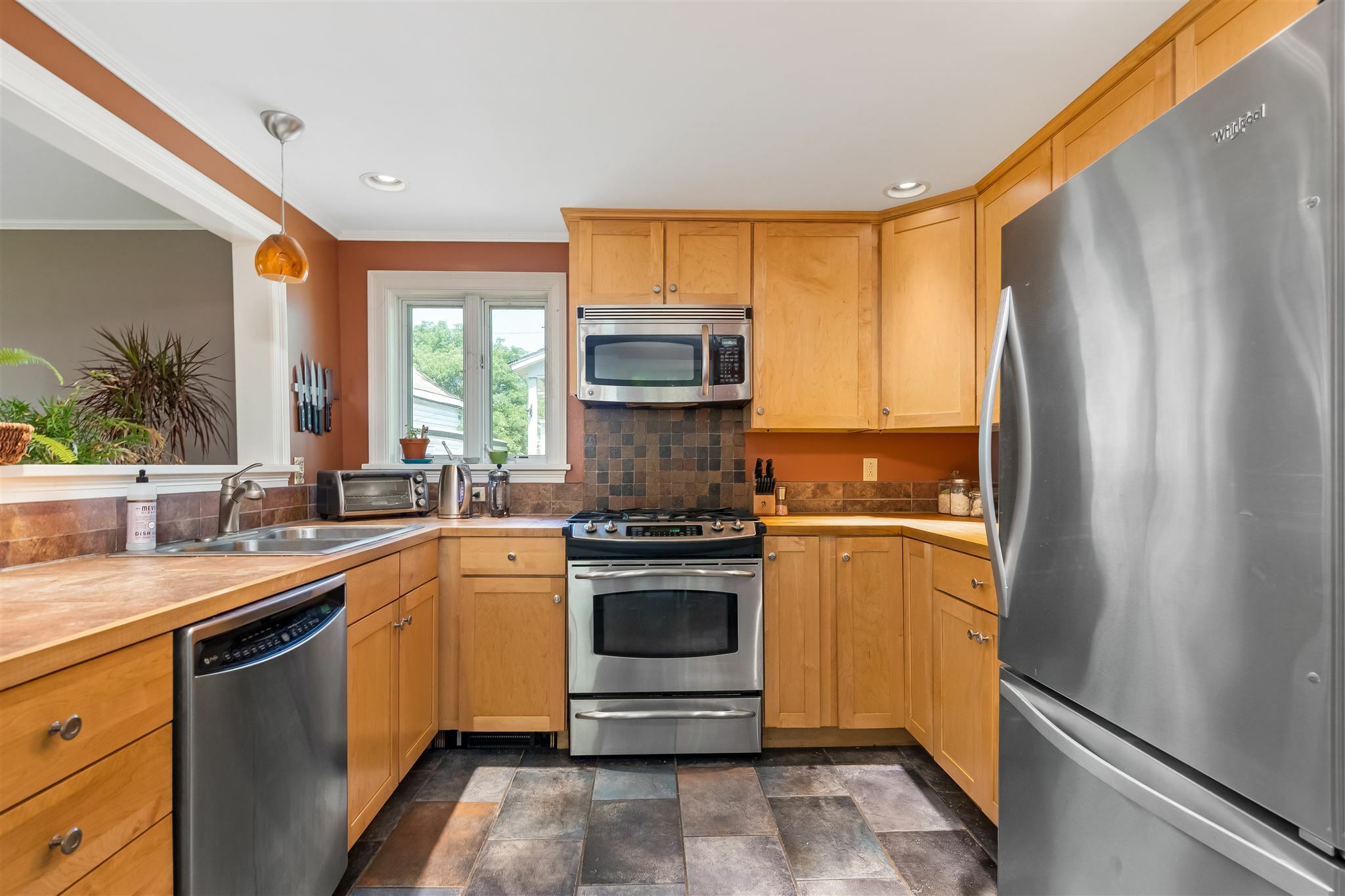 Property Photo:  65 George Street  VT 05401 