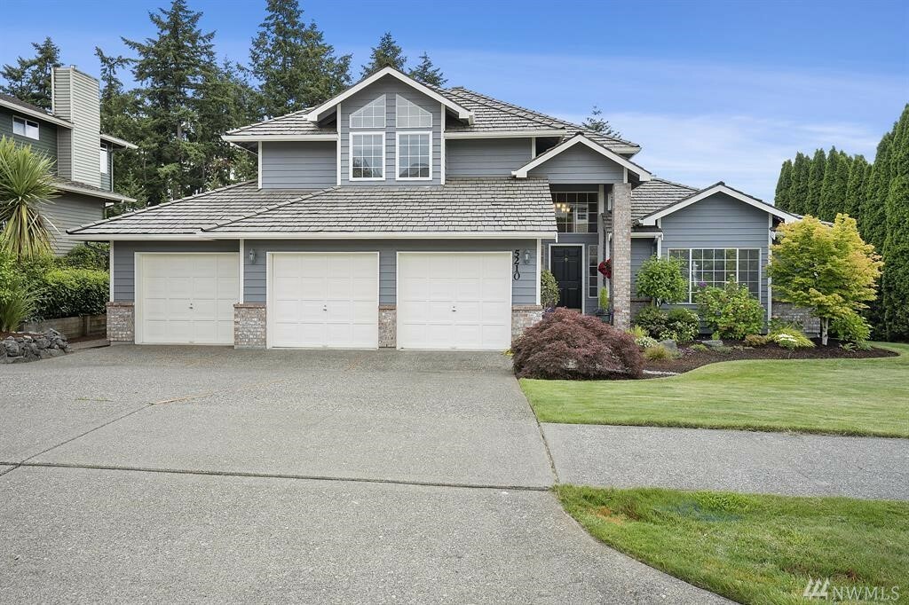 Property Photo:  5210 Ridge Dr NE  WA 98422 