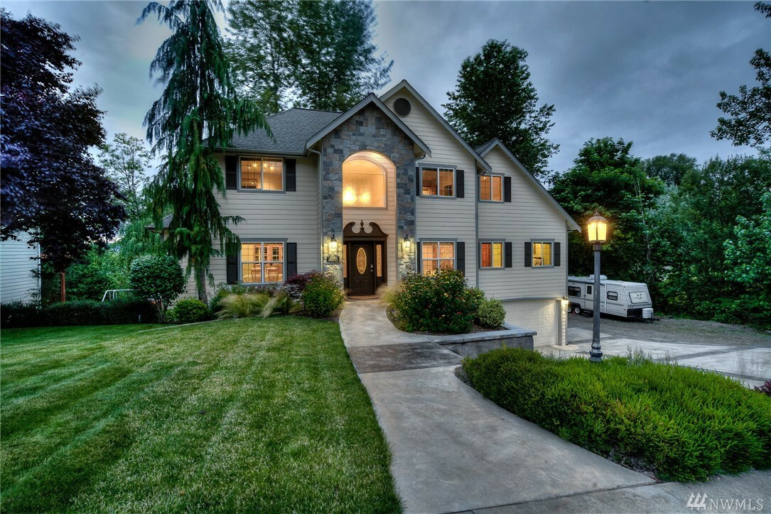 Property Photo: 2645 15th Ave SE WA 98372