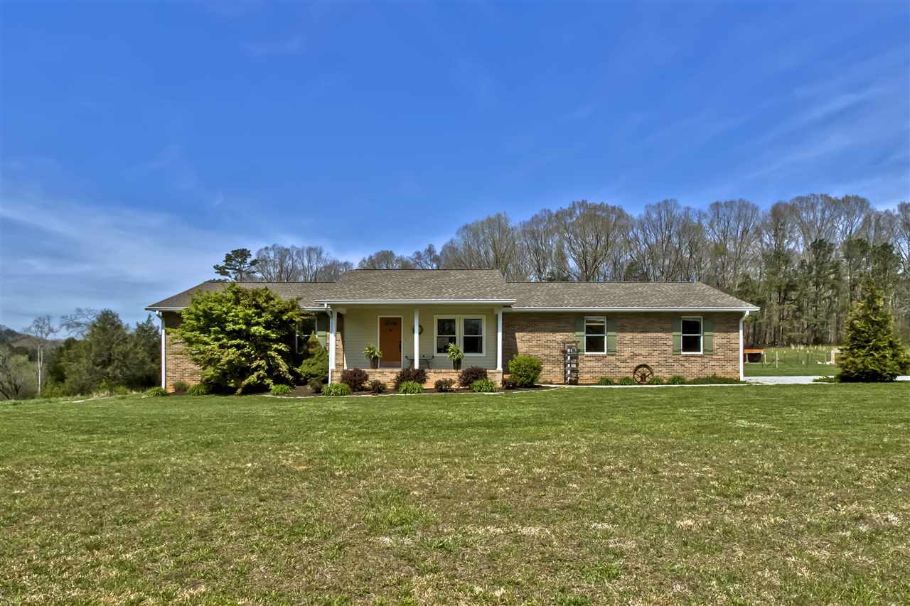 Property Photo:  1360 County Road 658  TN 37303 