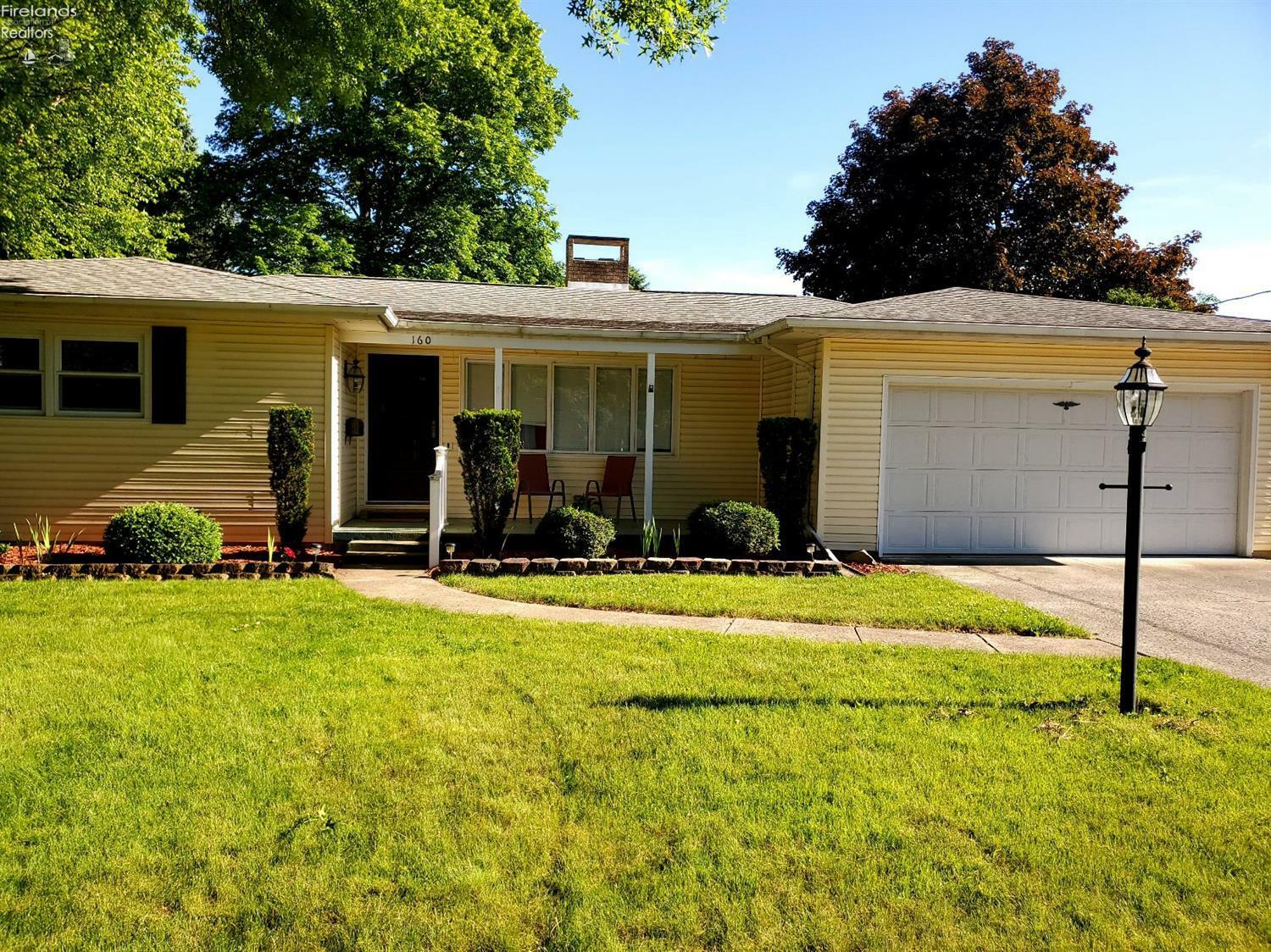 Property Photo:  160 Woodlawn Avenue  OH 44857 