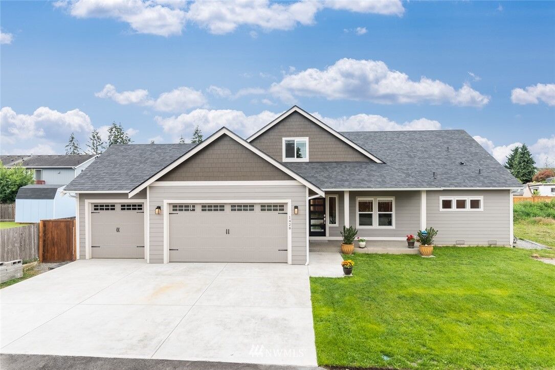 Property Photo: 1428 S 88th Street WA 98444