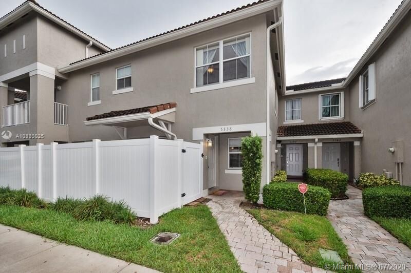 Property Photo: