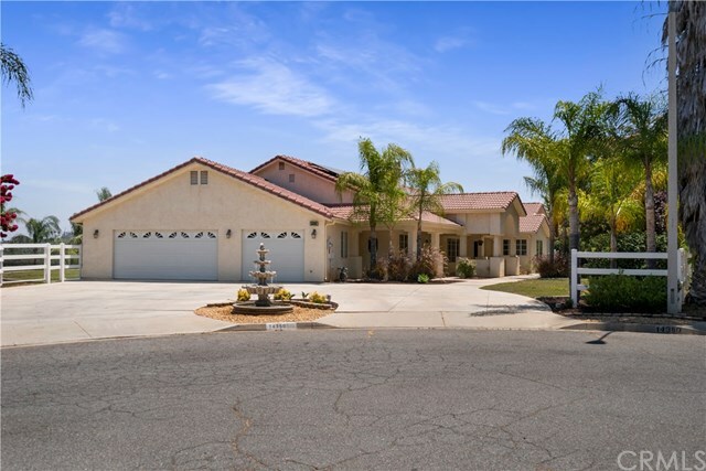 Property Photo:  14350 Citrus Park Circle  CA 92503 