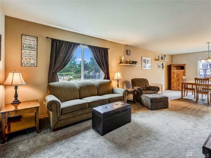Property Photo: 28159 240th Avenue SE WA 98038