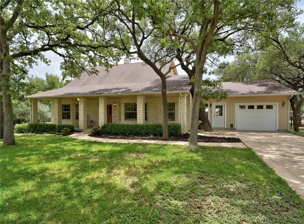 Property Photo:  1008 Red Bud Drive  TX 78613 