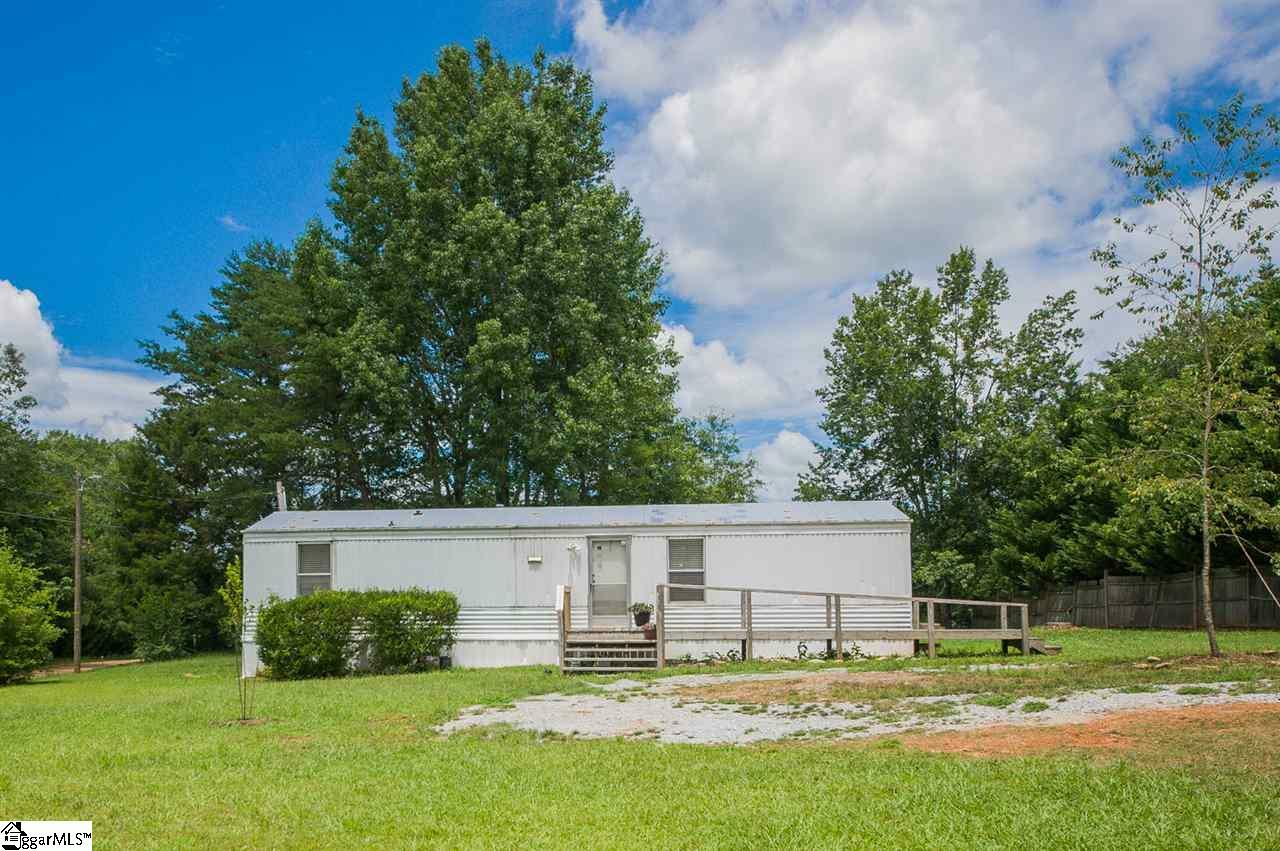 Property Photo:  3410 Community Drive  SC 29651 