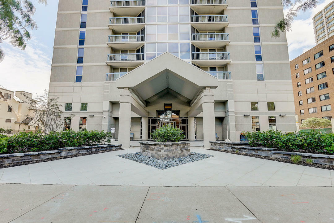 Property Photo:  1660 N Prospect Ave 1101  WI 53202 