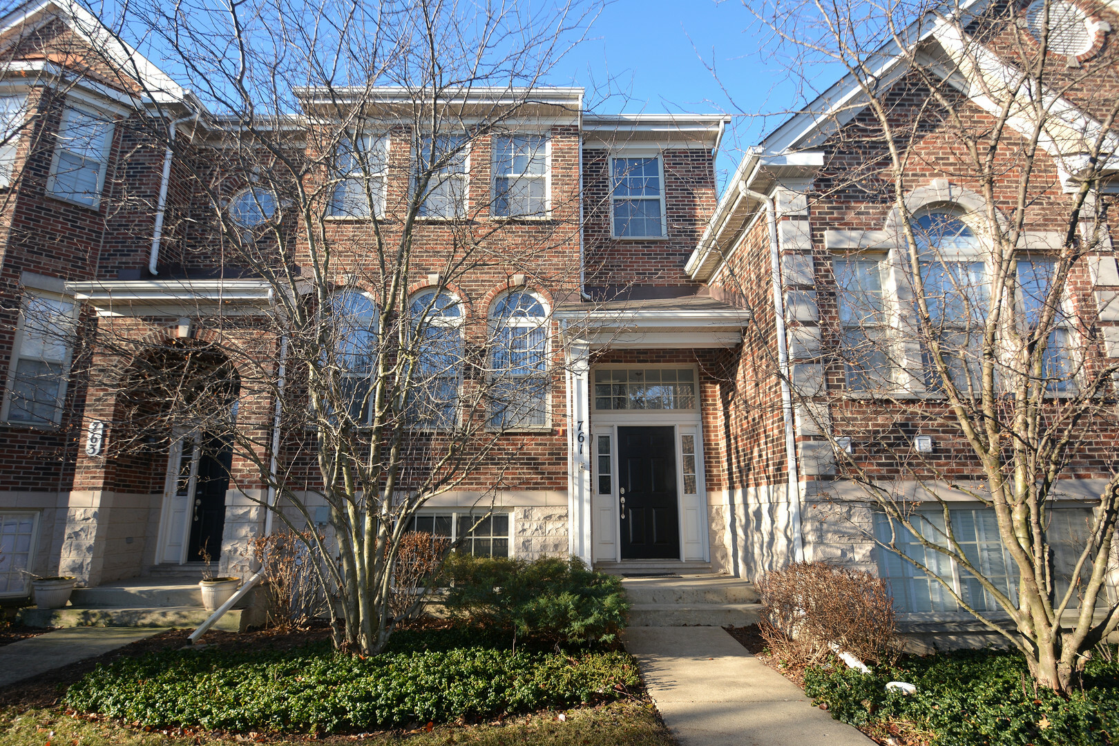 Property Photo:  761 Prestwick Lane  IL 60090 