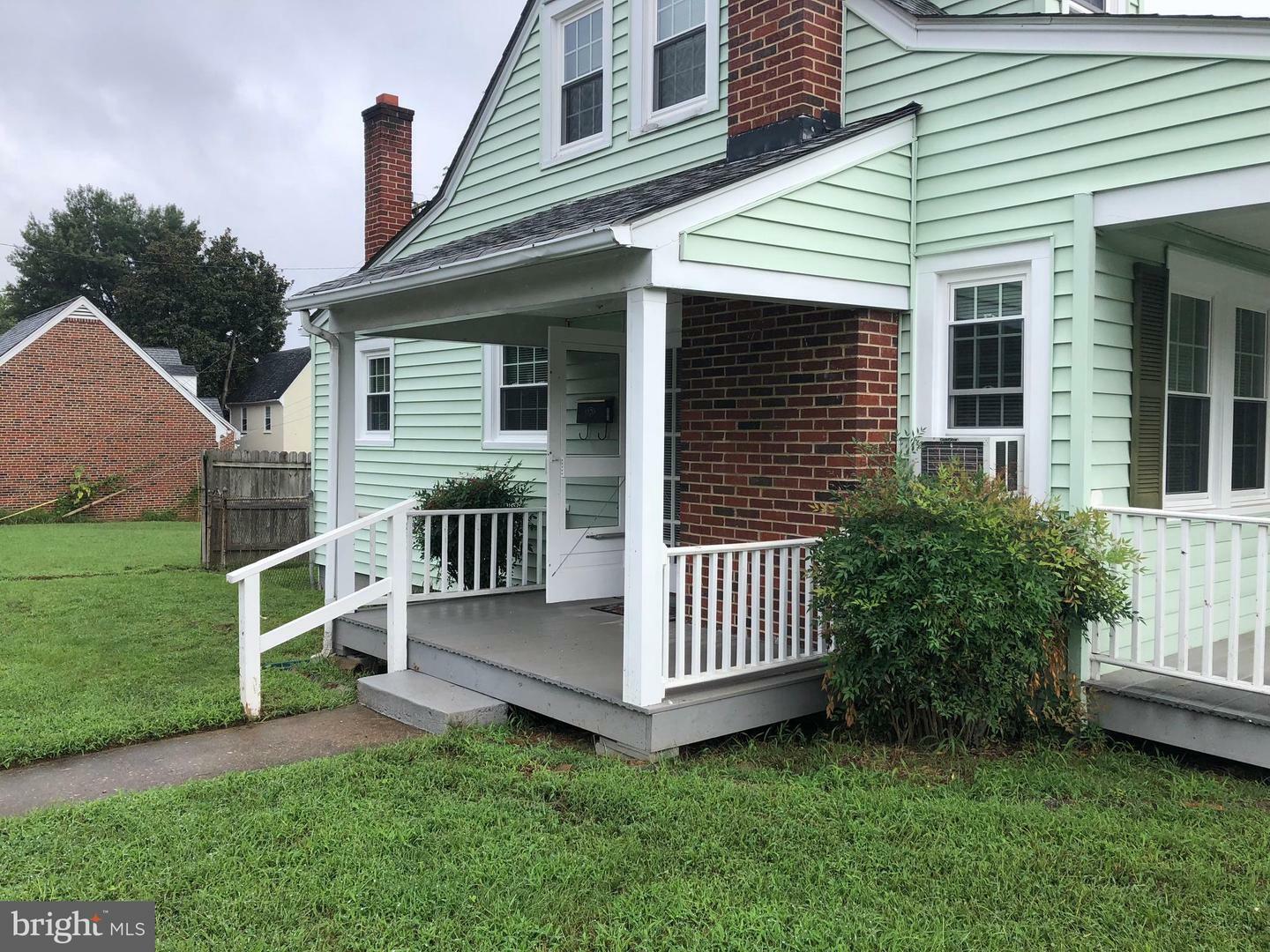 Property Photo:  917 William Street  VA 22401 